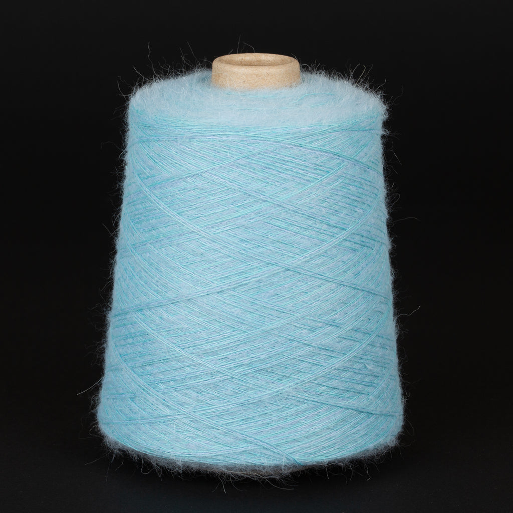 5466 - 46% Merino extrafein, 10% Kaschmir, 14% Babyalpaka, 10% Mohair, 20% Polyamid