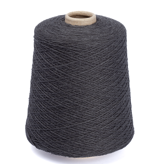 8147 - 60% Alpaka, 25% Merino Schurwolle, 15% Polyamid