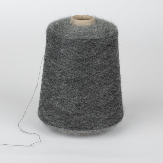 8165 - 40% Baby Alpaka, 20% Kid-Mohair, 40% Polyamid